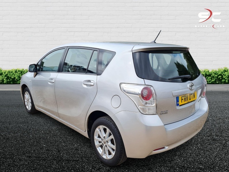 Toyota Verso Valvematic Tr Silver #4