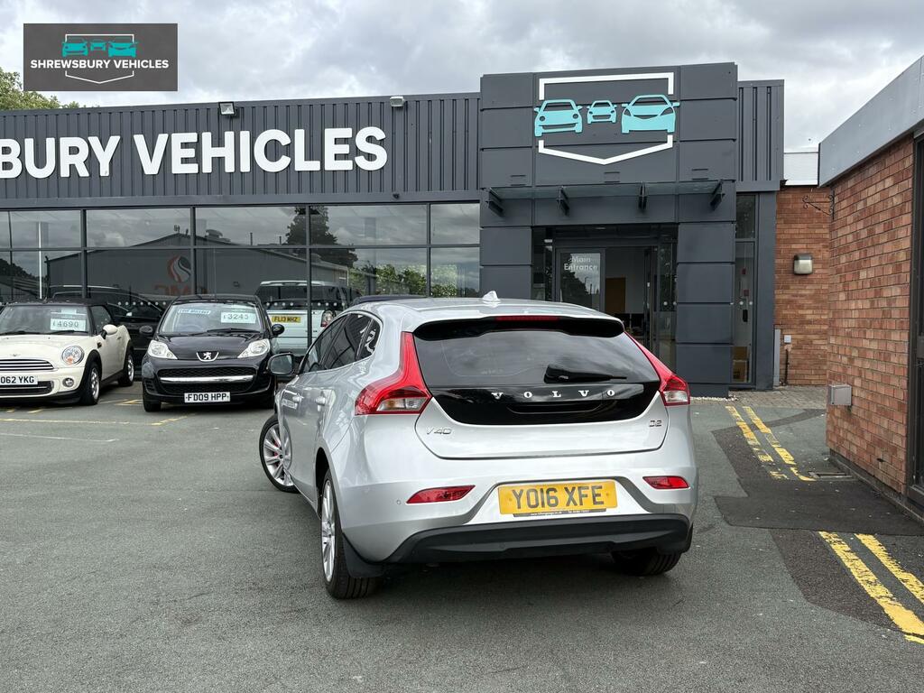 Volvo V40 2.0 D2 Se Lux Nav Hatchback Euro 6 Silver #5