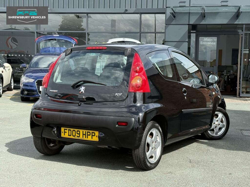Peugeot 107 1.0 12V Verve Hatchback Euro 4 Black #2