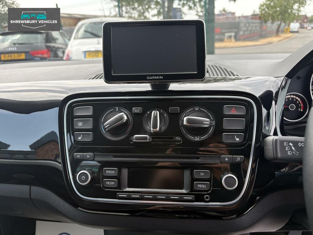 Volkswagen Up 1.0 Move Hatchback Blue #19