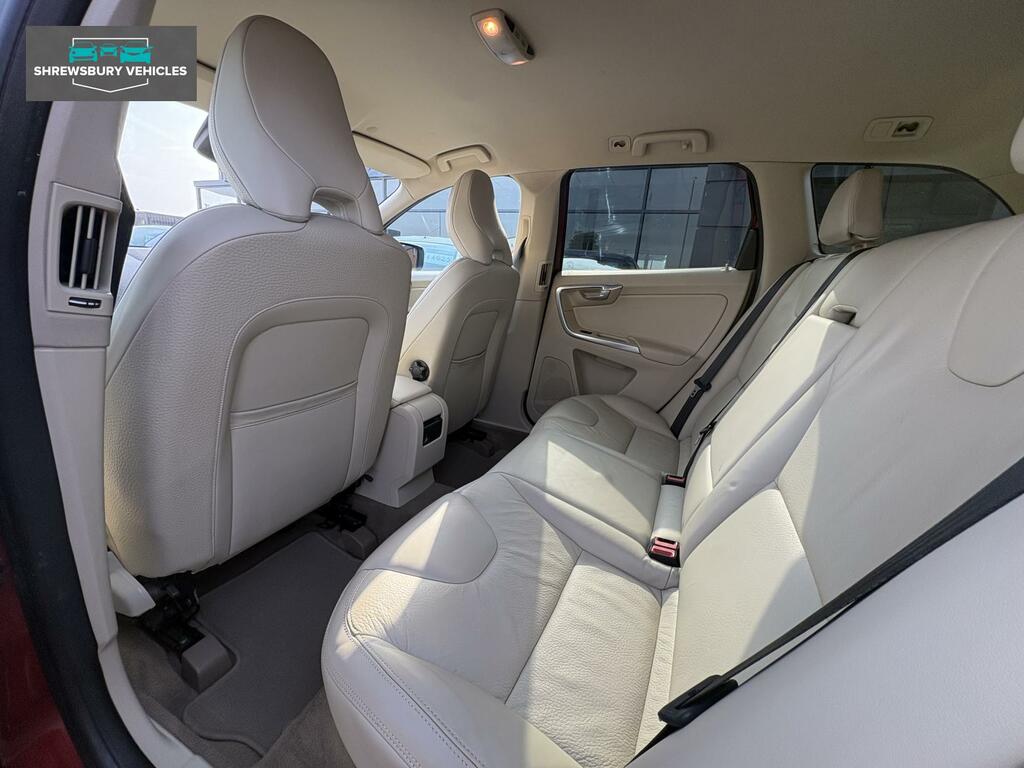 Volvo XC60 Silver #11