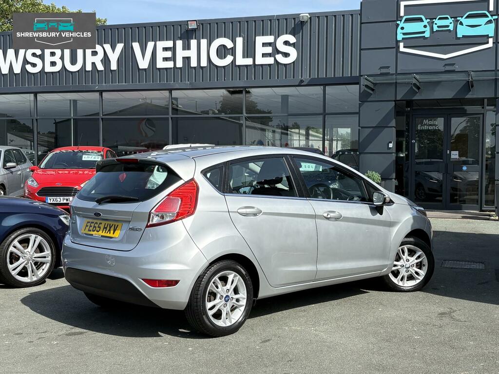 Ford Fiesta Zetec Silver #4