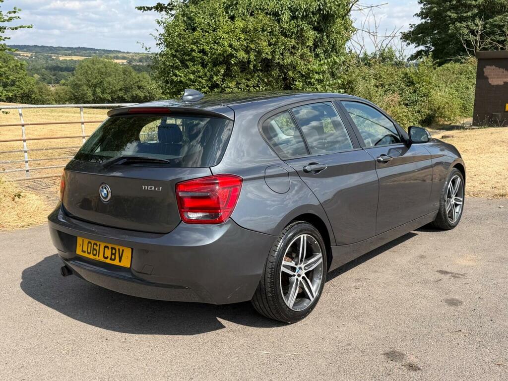 BMW 1 Series Hatchback 2.0 118D Sport Euro 5 Ss 201161 LO61CBV Grey #2