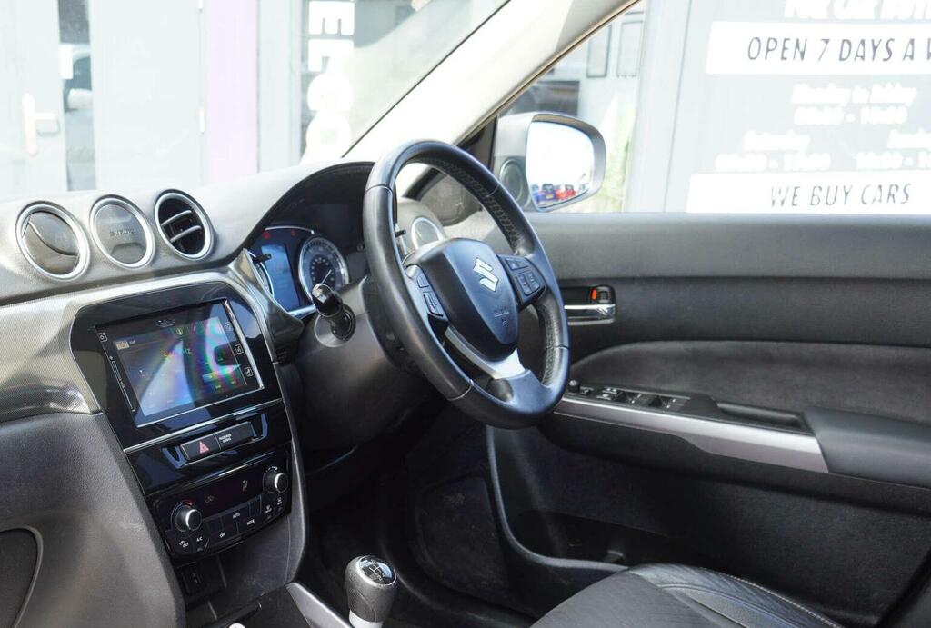 Suzuki Vitara 1.4 Boosterjet Mhev Sz5 Euro 6 Ss AE72OOB White #2