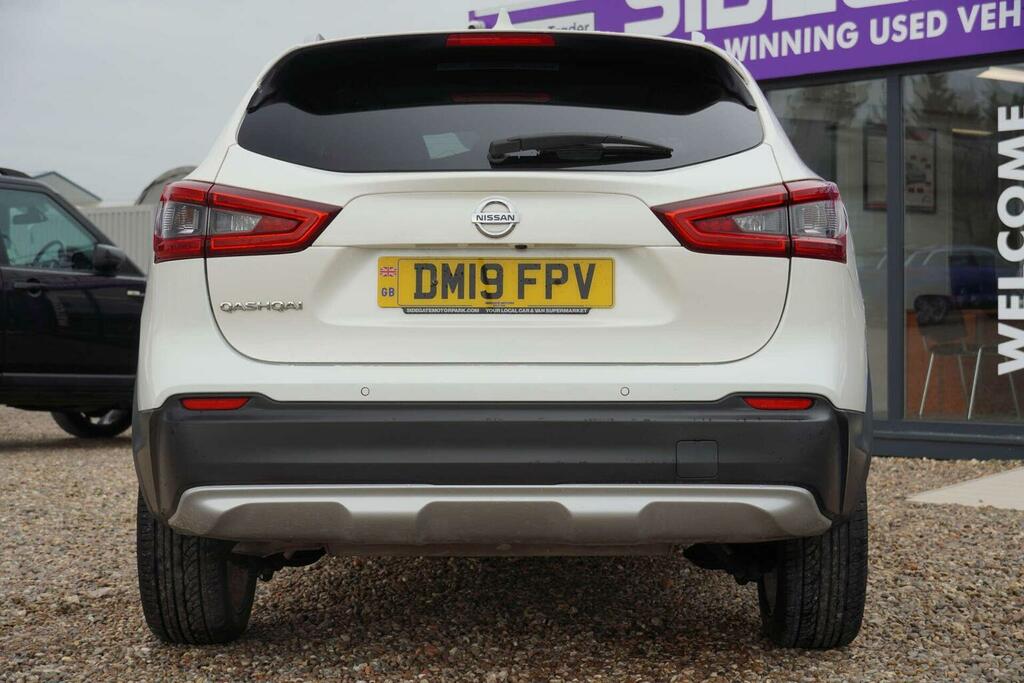 Nissan Qashqai 1.3 Dig-t N-motion Euro 6 Ss White #6