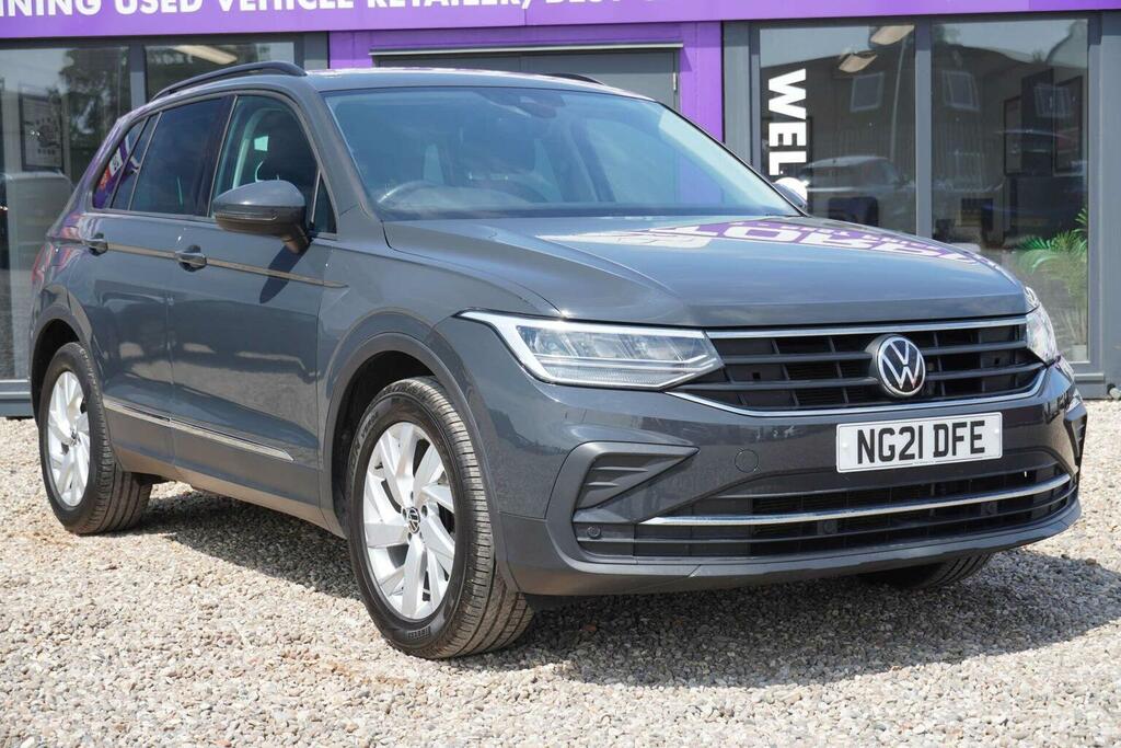 Volkswagen Tiguan 1.5 Tsi Life Euro 6 Ss NG21DFE Grey #6