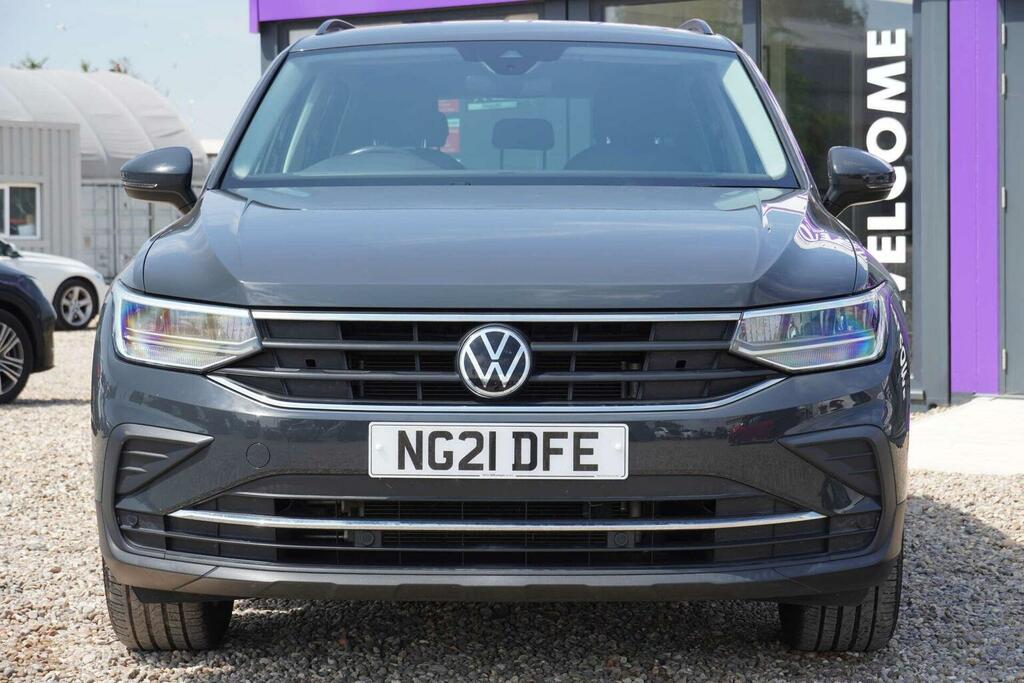 Volkswagen Tiguan 1.5 Tsi Life Euro 6 Ss NG21DFE Grey #3