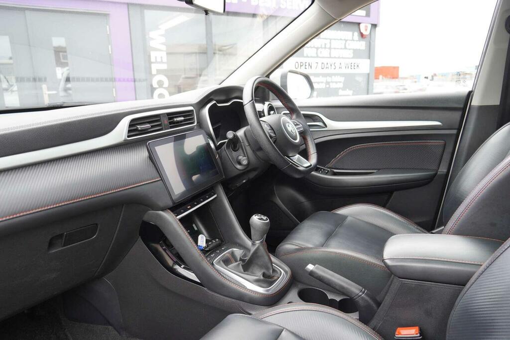 MG ZS 1.0 T-gdi Exclusive Euro 6 FP22GOE Silver #2