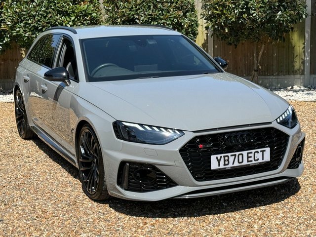 Audi RS4 Avant Estate Black #13