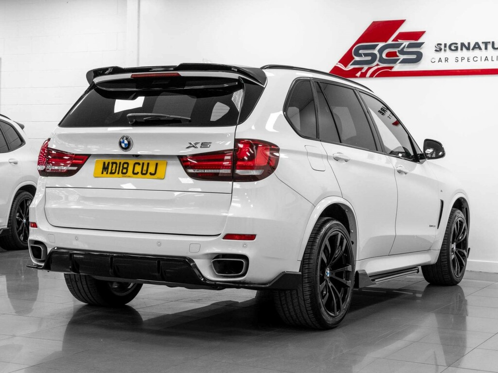 BMW X5 Suv MD18CUJ White #4