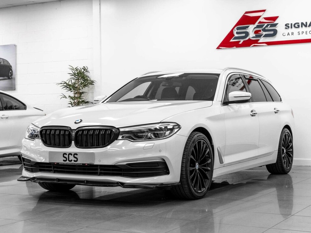BMW 5 Series Estate RIG2935 White #2