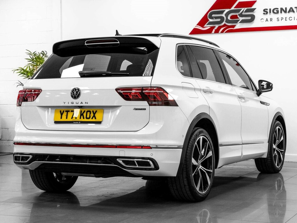 Volkswagen Tiguan Suv YT71KOX White #4