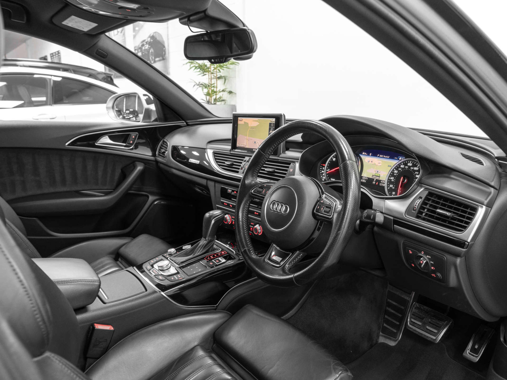 Audi A6 Tdi Ultra S Line Black Edition Red #15