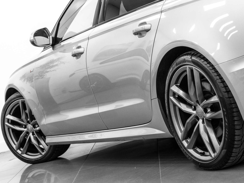 Audi A6 Tdi Ultra S Line Black Edition Red #11