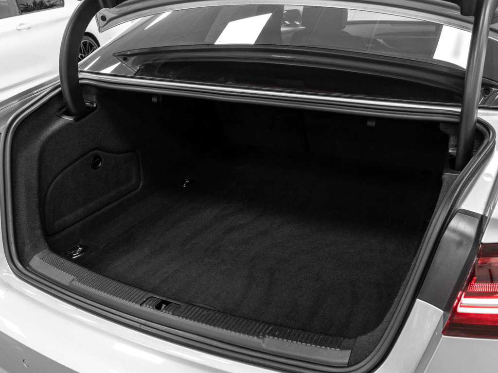 Audi A6 Tdi Ultra S Line Black Edition Red #23