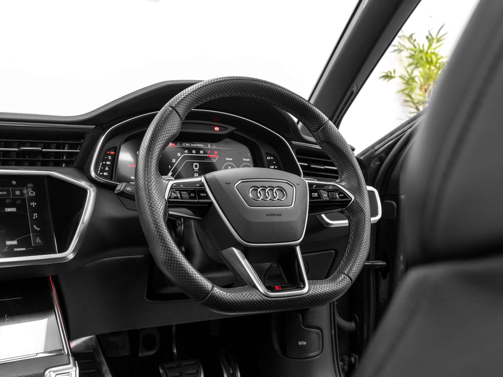 Audi RS6 Black #22