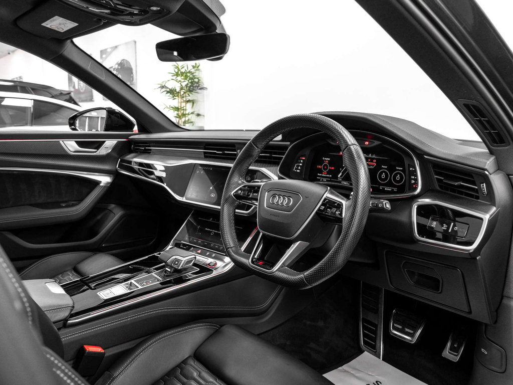 Audi RS6 Black #20