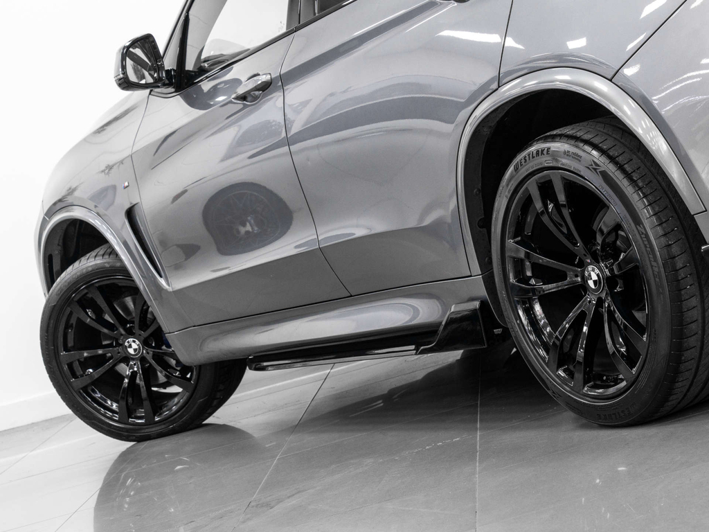 BMW X5  Black #11