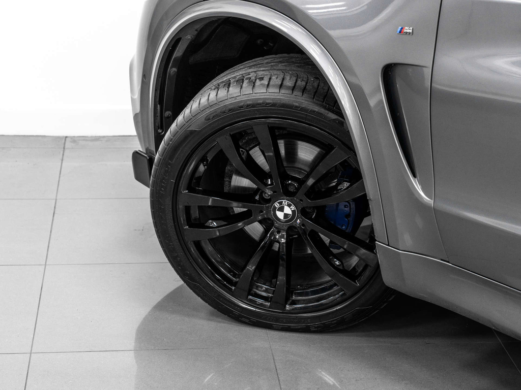 BMW X5  Black #12
