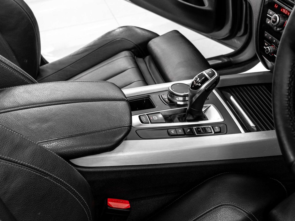 BMW X5  Black #31