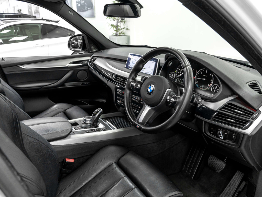BMW X5 30D M Sport White #17