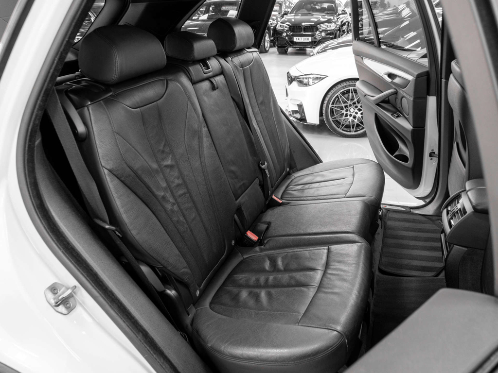 BMW X5 30D M Sport White #23