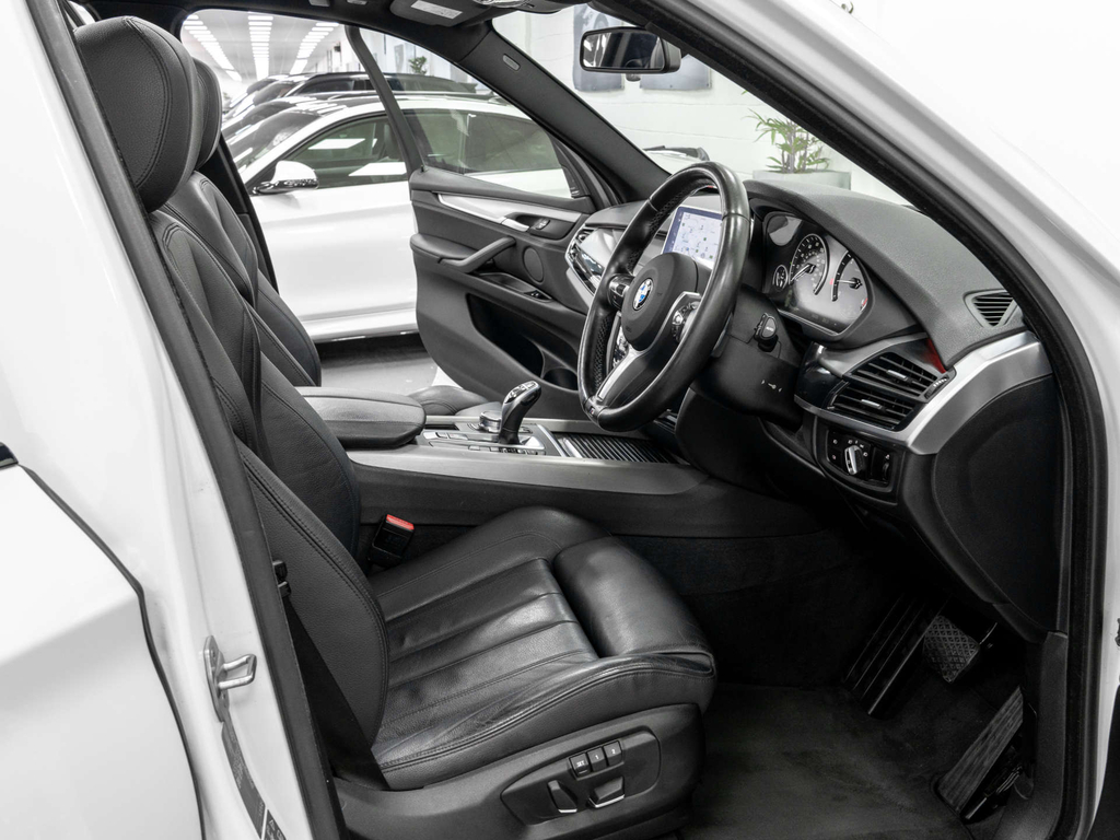 BMW X5 30D M Sport White #14