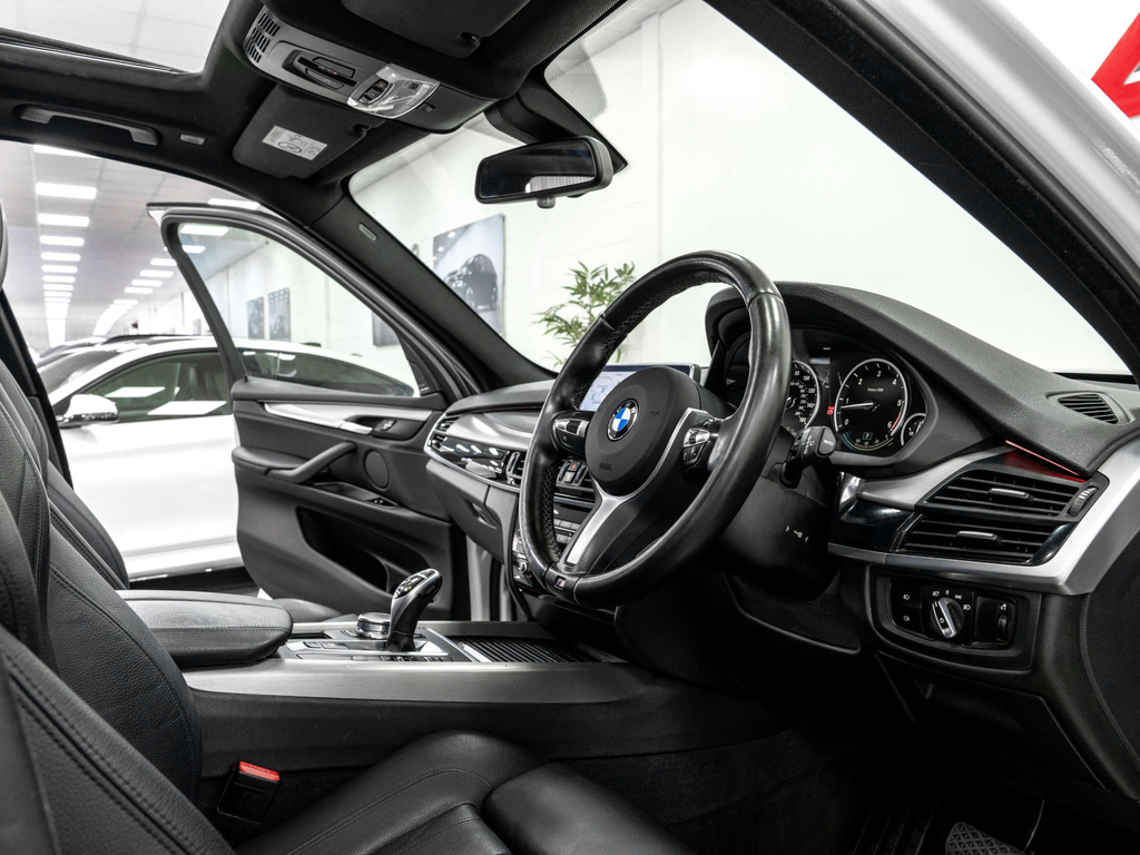 BMW X5 30D M Sport White #29