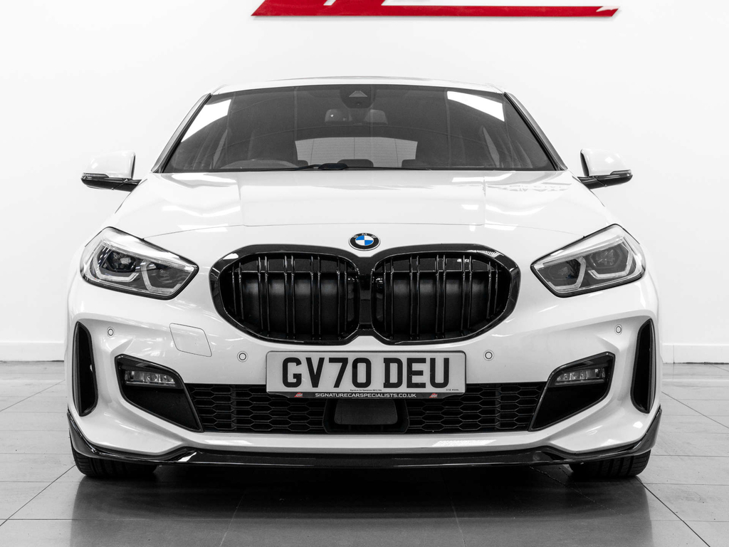 BMW 1 Series Hatchback GV70DEU White #5