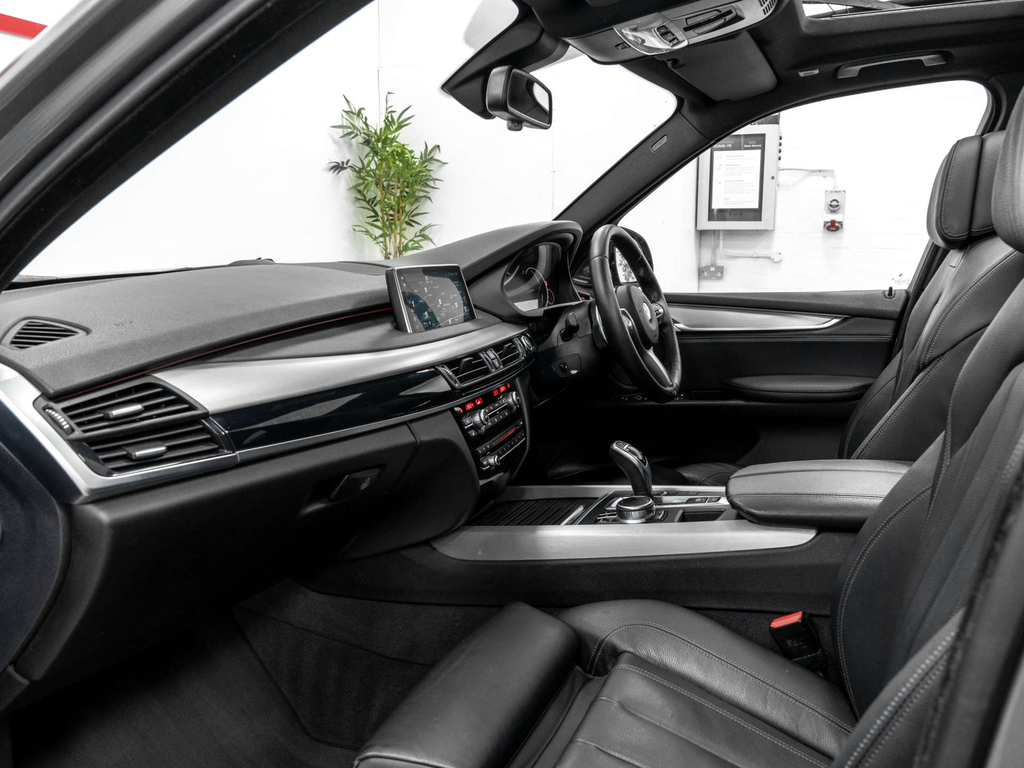BMW X5 Suv Black #17