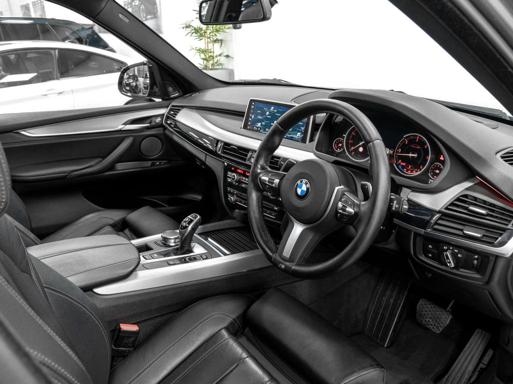 BMW X5 Suv Black #16