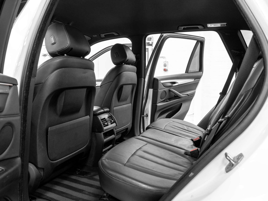 BMW X5 Xdrive30d Se Black #22