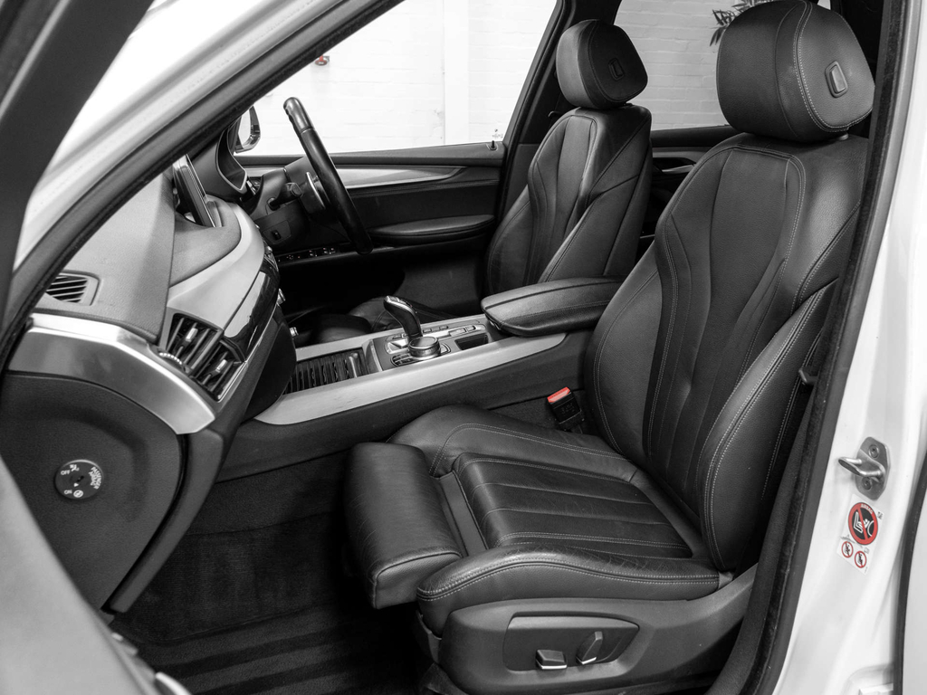 BMW X5 Xdrive30d Se Black #19