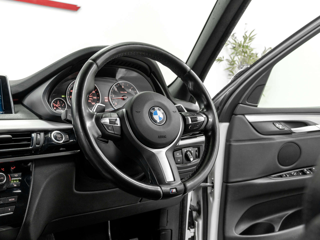 BMW X5 Xdrive30d Se Black #18