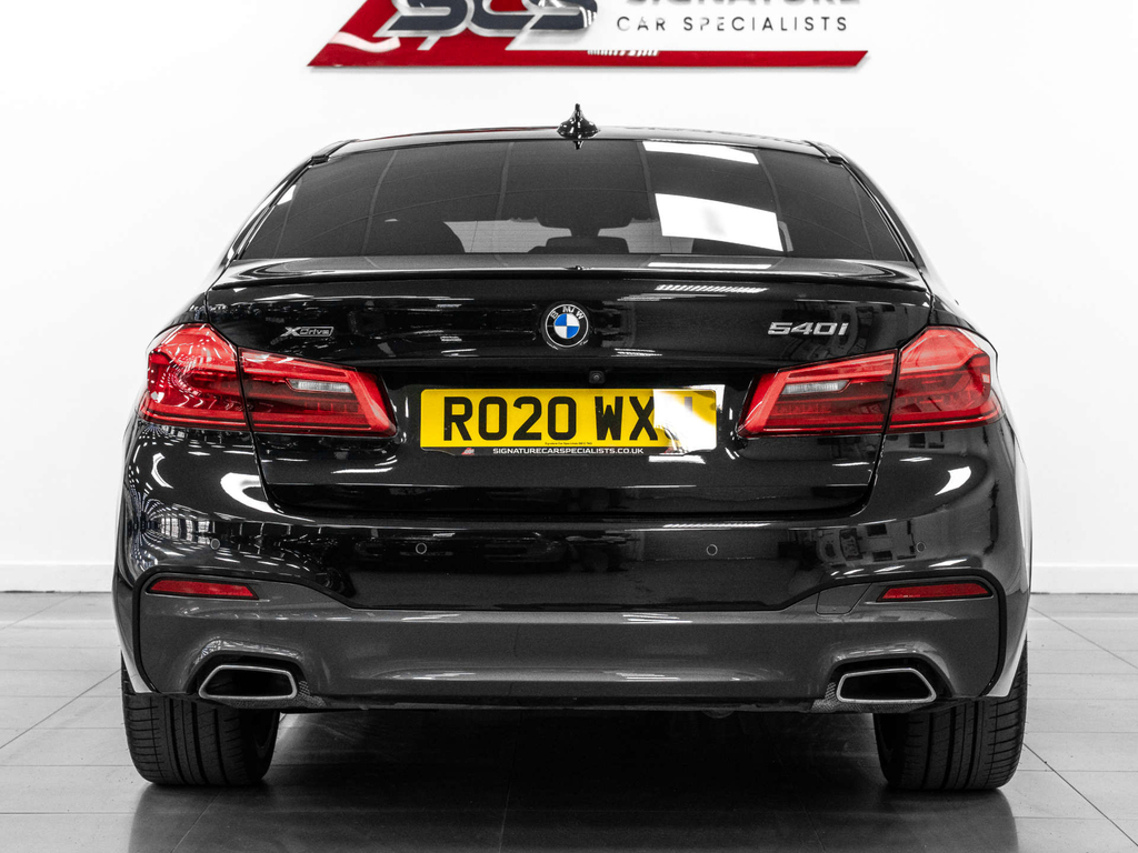 BMW 5 Series Saloon RO20WXU Black #6