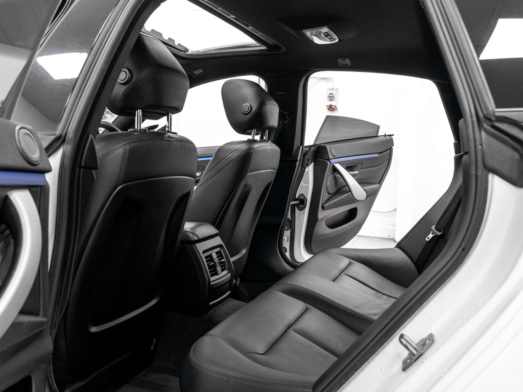 BMW 4 Series 3.0 435I Luxury Blue #23