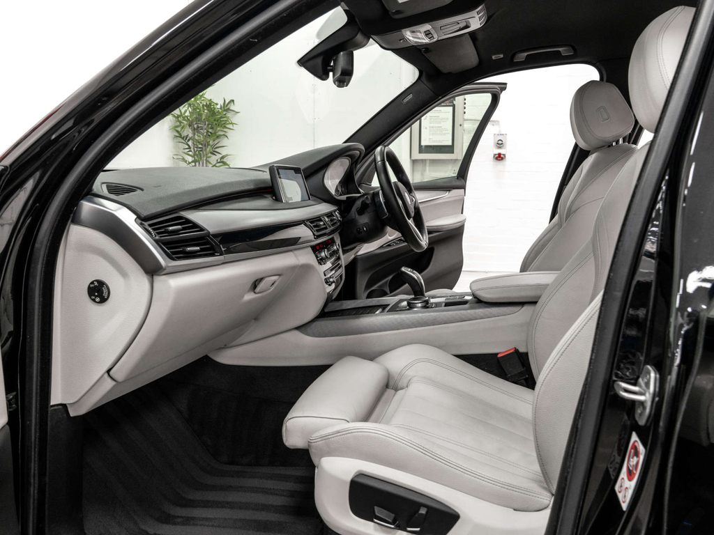 BMW X5 Xdrive40d M Sport Grey #14