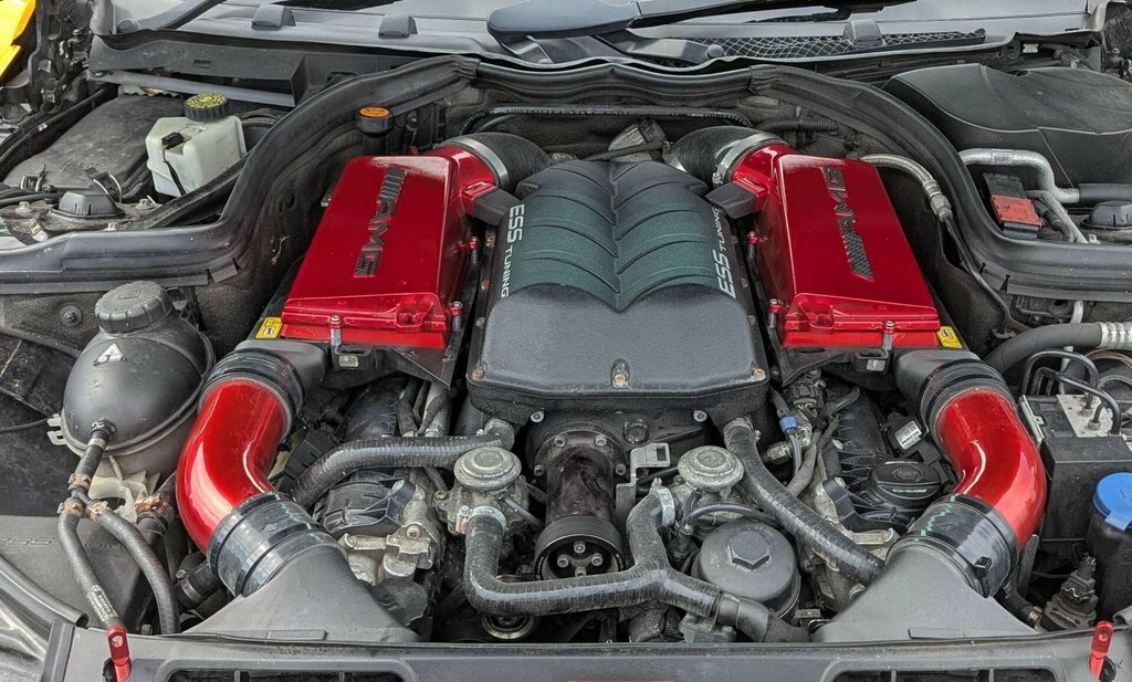 Mercedes-Benz C Class 6.2 C63 Amg #2