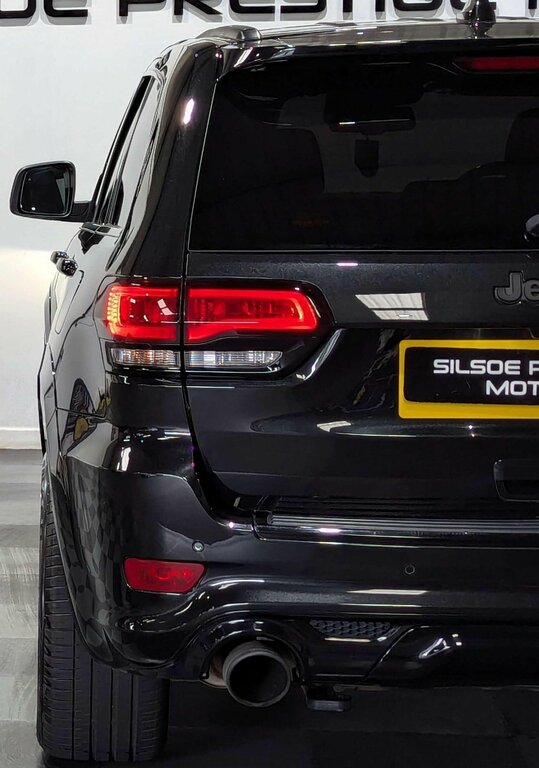 Jeep Grand Cherokee V6 Crd Summit Suv White #9