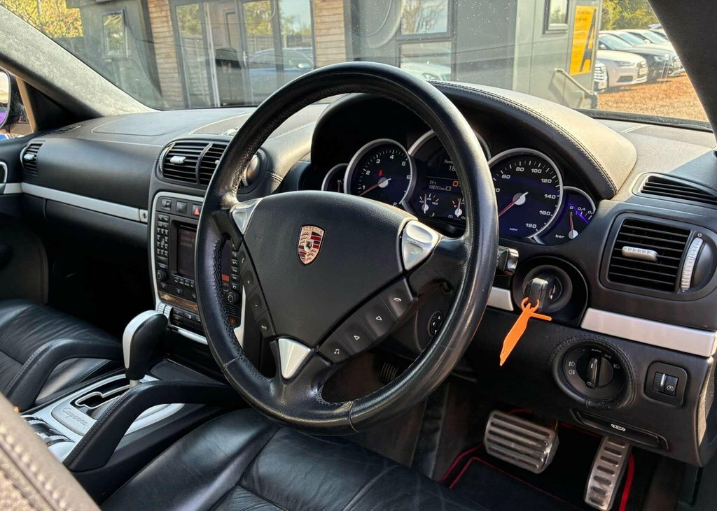 Porsche Cayenne 3.2L Null Grey #13