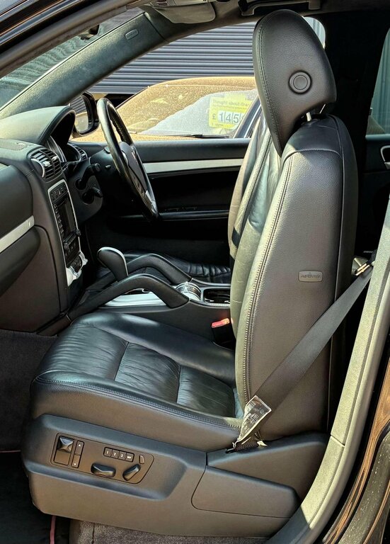 Porsche Cayenne 3.2L Null Grey #15