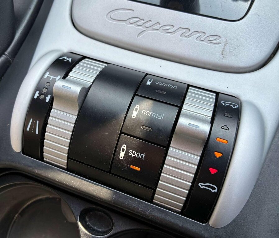 Porsche Cayenne 3.2L Null Grey #22
