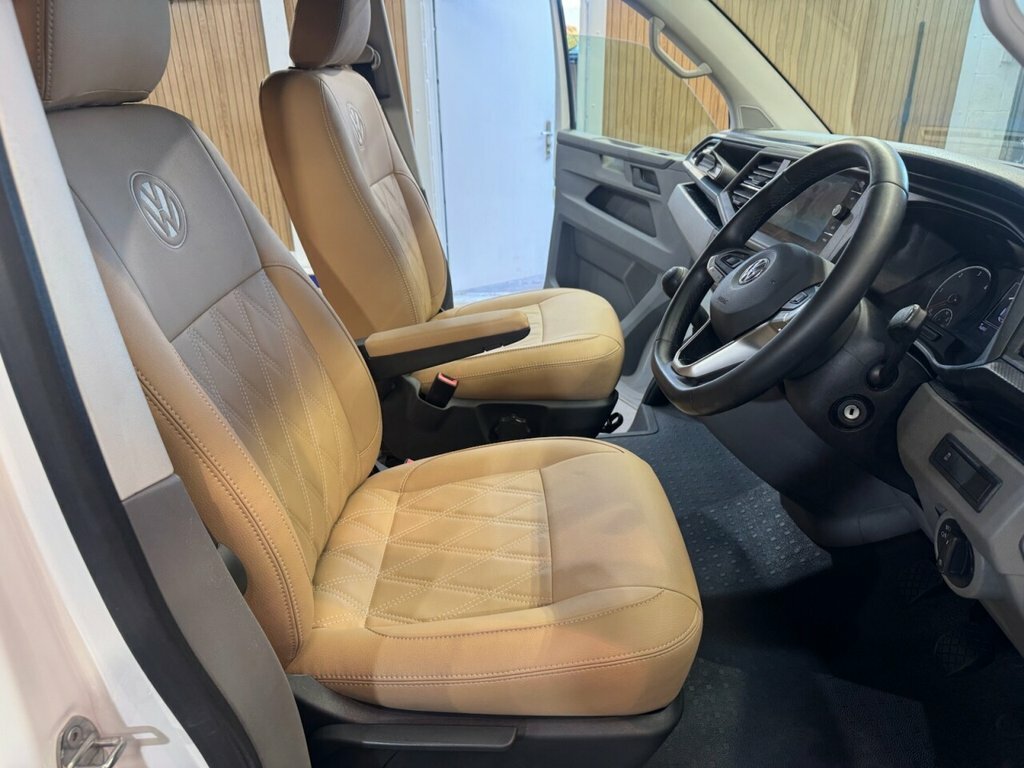 Volkswagen Campervan 2L Highline White #6