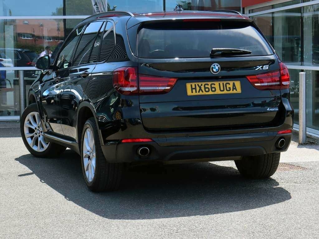BMW X5 3L Se Black #2