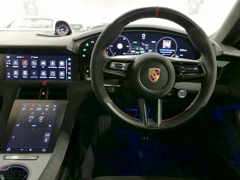 Porsche Taycan Base Automatic White #23