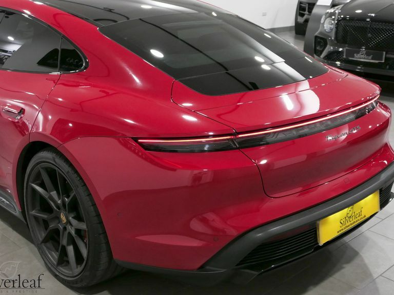 Porsche Taycan Base Automatic White #38