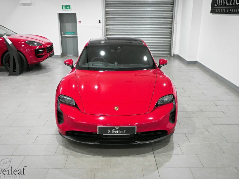 Porsche Taycan Base Automatic White #40