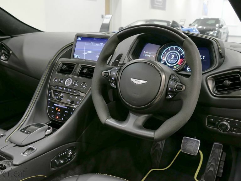 Aston Martin DB11 V8 Euro 6 Black #20