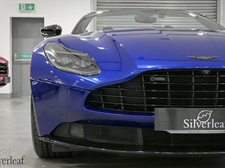 Aston Martin DB11 V8 Euro 6 Black #31