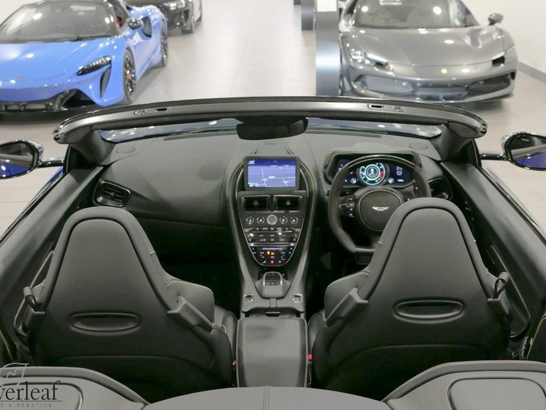 Aston Martin DB11 V8 Euro 6 Black #25